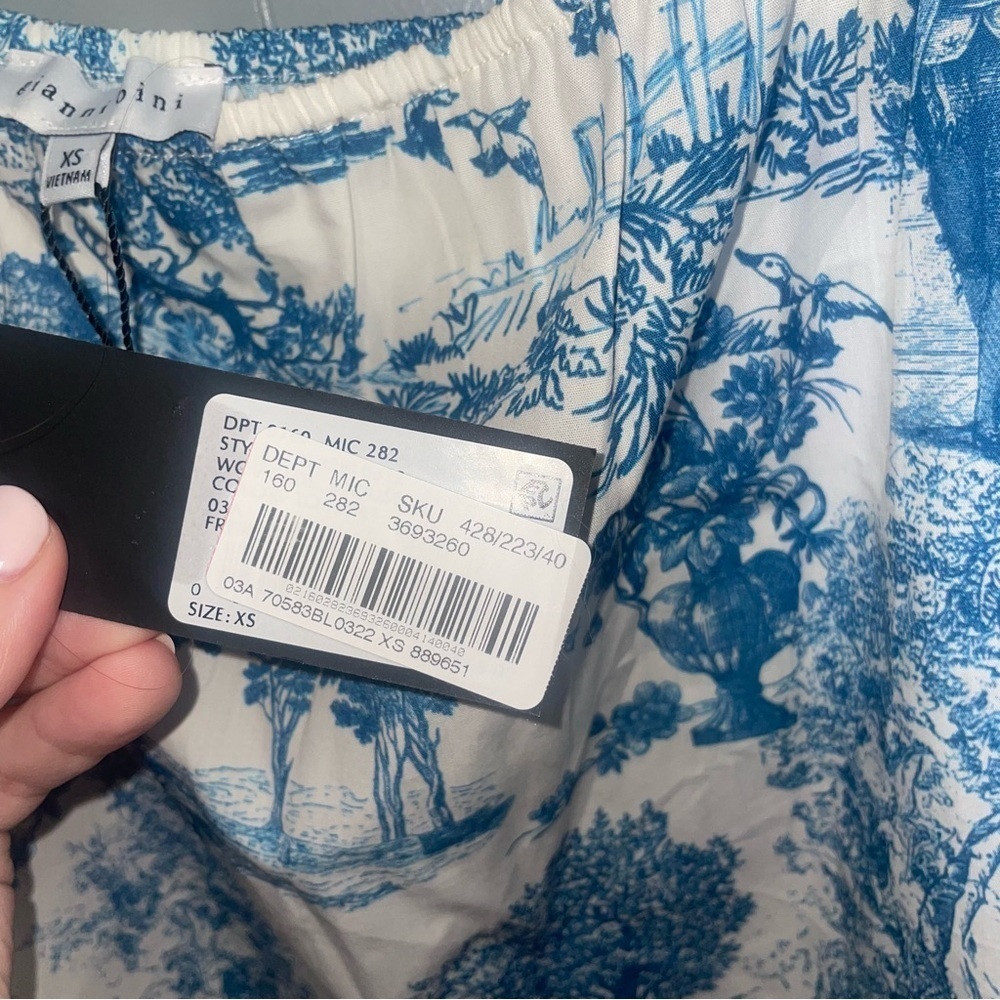 Gianni Bini NWT Sadie French Toile Du Joie Blue and White Tank Top Blouse XS - Picture 6 of 8